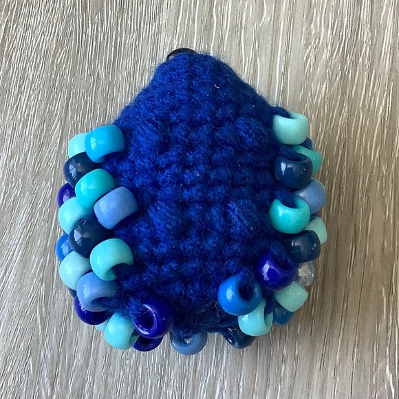 Dark Blue Beaded Crochet Fidget Hedgehog Toy - Picture 7 of 7